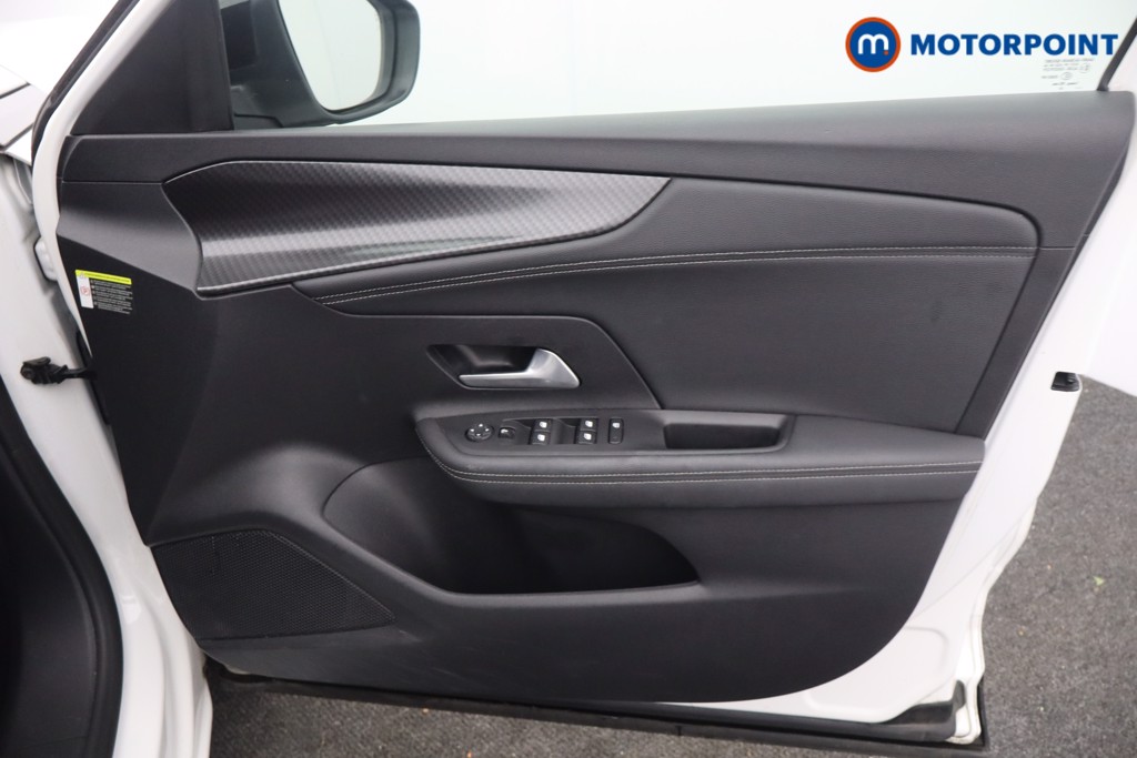 Vauxhall Mokka Ultimate Automatic Electric SUV - Stock Number (1662940) - 9th supplementary image