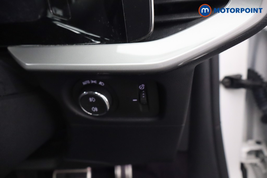 Vauxhall Mokka Ultimate Automatic Electric SUV - Stock Number (1662940) - 13th supplementary image