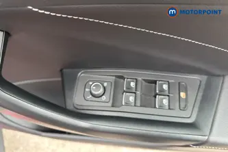 Volkswagen T-Roc R-Line Automatic Petrol SUV - Stock Number (1663290) - 19th supplementary image