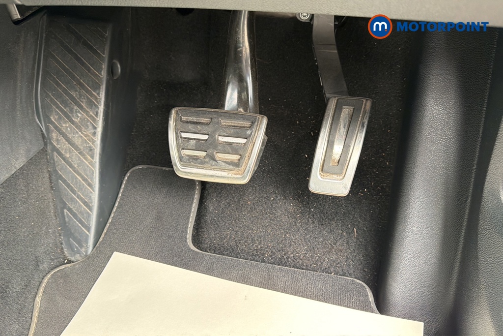 Volkswagen T-Roc R-Line Automatic Petrol SUV - Stock Number (1663290) - 24th supplementary image