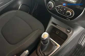 Renault Captur Iconic Manual Petrol SUV - Stock Number (1663296) - 15th supplementary image