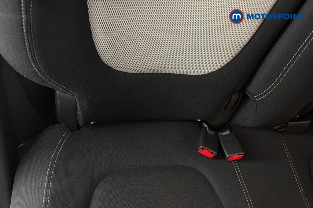 Renault Captur Iconic Manual Petrol SUV - Stock Number (1663296) - 27th supplementary image