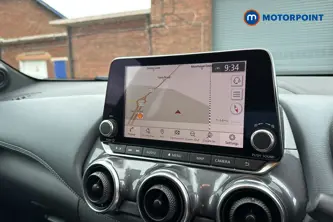 Nissan Juke N-Connecta Manual Petrol SUV - Stock Number (1663332) - 9th supplementary image