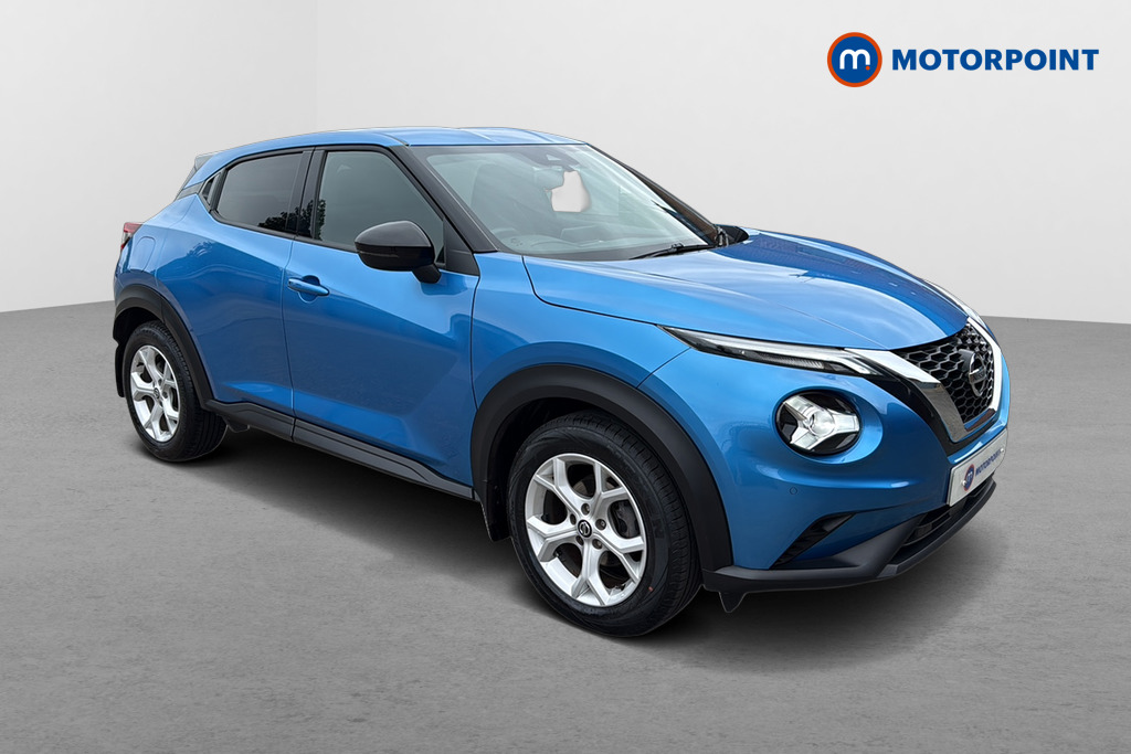 Nissan Juke N-Connecta Manual Petrol SUV - Stock Number (1663332) - Drivers side front corner