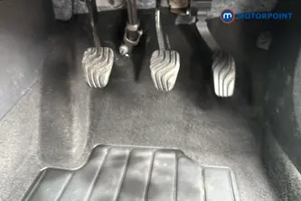 Nissan Juke N-Connecta Manual Petrol SUV - Stock Number (1663332) - 24th supplementary image