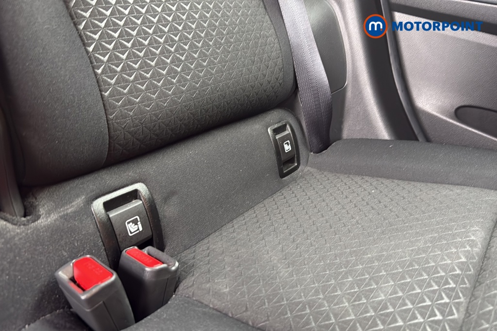 Nissan Juke N-Connecta Manual Petrol SUV - Stock Number (1663332) - 27th supplementary image