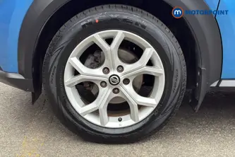Nissan Juke N-Connecta Manual Petrol SUV - Stock Number (1663332) - 44th supplementary image