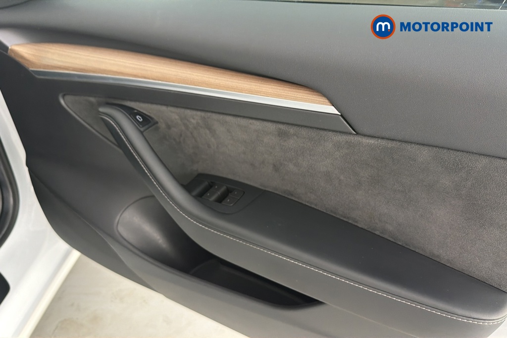 Tesla Model 3 Rwd 4Dr Auto Automatic Electric Saloon - Stock Number (1663844) - 18th supplementary image