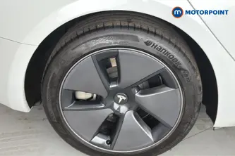 Tesla Model 3 Rwd 4Dr Auto Automatic Electric Saloon - Stock Number (1663844) - 46th supplementary image