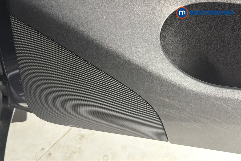 Tesla Model Y Long Range Automatic Electric SUV - Stock Number (1663848) - 21st supplementary image