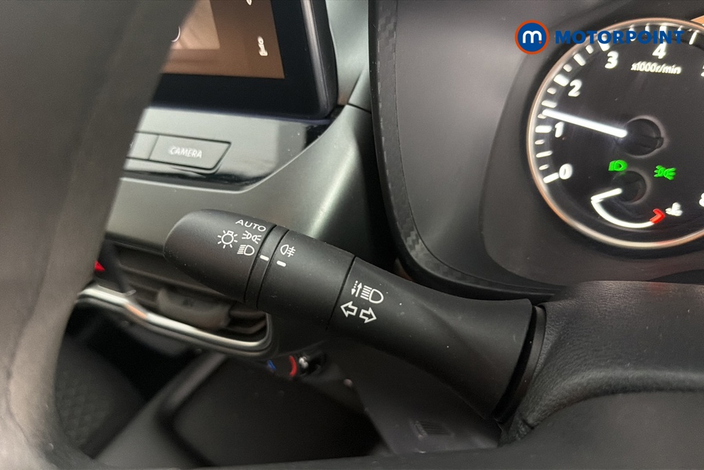 Nissan Juke Acenta Premium Manual Petrol SUV - Stock Number (1664132) - 5th supplementary image