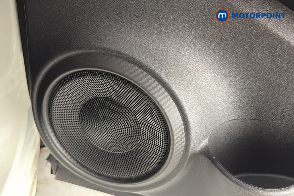 Nissan Juke Acenta Premium Manual Petrol SUV - Stock Number (1664132) - 21st supplementary image