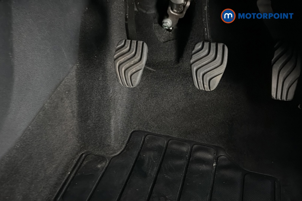 Nissan Juke Acenta Premium Manual Petrol SUV - Stock Number (1664132) - 24th supplementary image