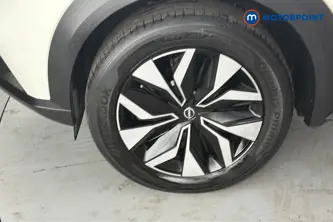 Nissan Juke Acenta Premium Manual Petrol SUV - Stock Number (1664132) - 44th supplementary image