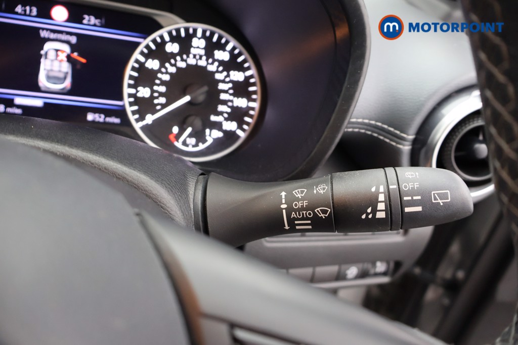Nissan Juke N-Connecta Manual Petrol SUV - Stock Number (1664198) - 6th supplementary image