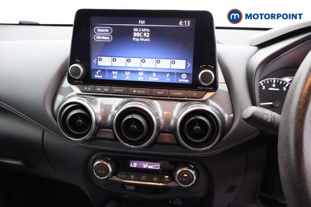 Nissan Juke N-Connecta Manual Petrol SUV - Stock Number (1664198) - 7th supplementary image