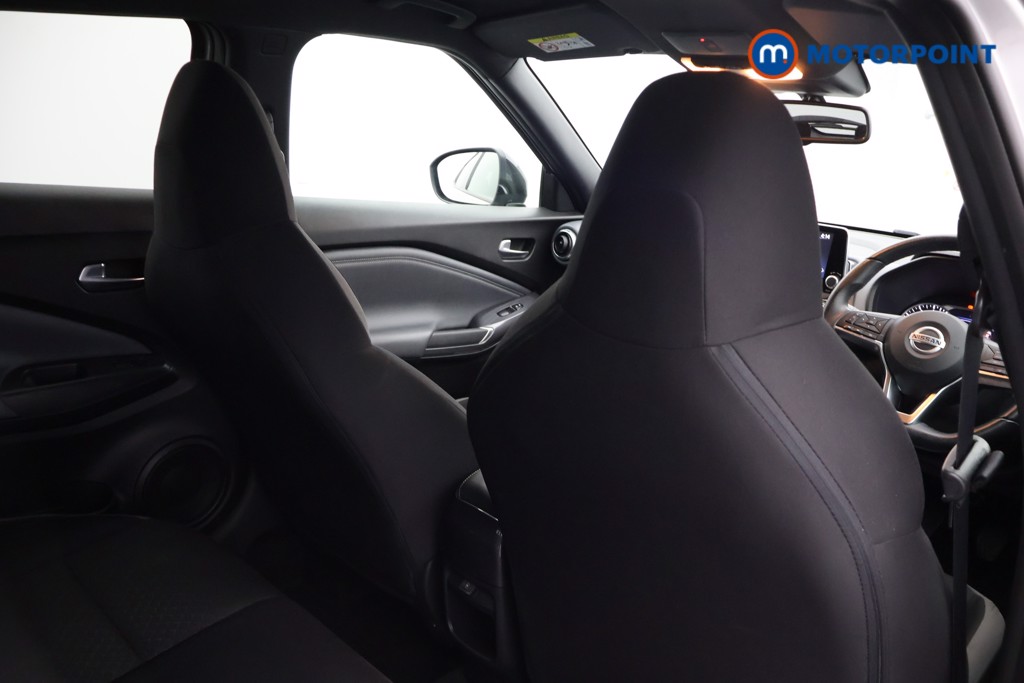 Nissan Juke N-Connecta Manual Petrol SUV - Stock Number (1664198) - 18th supplementary image
