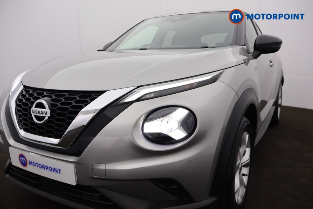 Nissan Juke N-Connecta Manual Petrol SUV - Stock Number (1664198) - 36th supplementary image