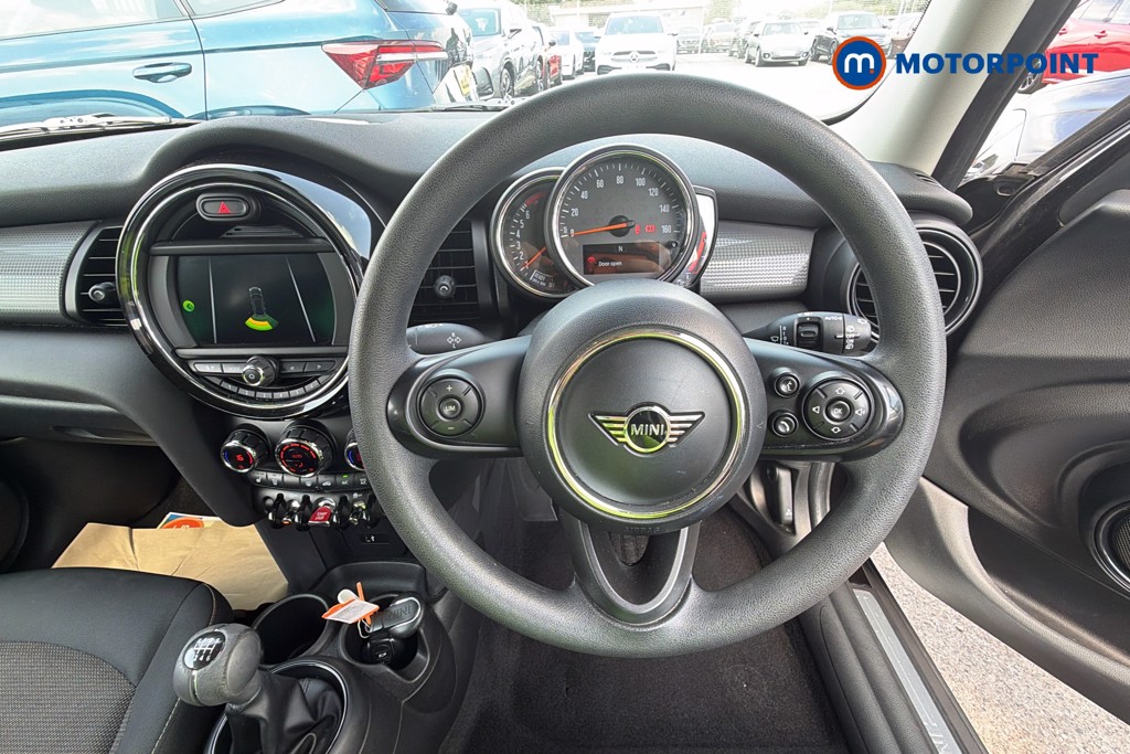 Mini Hatchback Cooper Classic Manual Petrol Hatchback - Stock Number (1664850) - 19th supplementary image