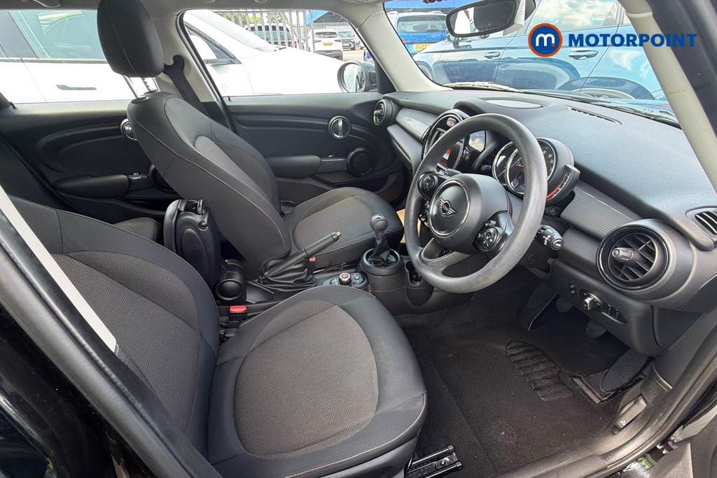 Mini Hatchback Cooper Classic Manual Petrol Hatchback - Stock Number (1664850) - 26th supplementary image