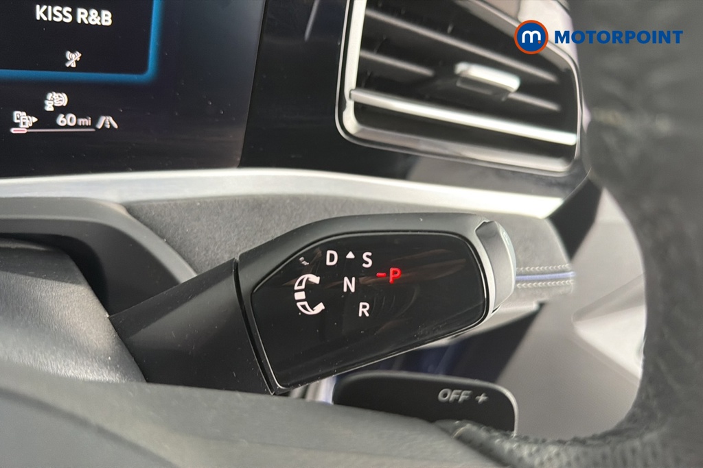 Volkswagen Passat R-Line Automatic Petrol Plug-In Hybrid Estate - Stock Number (1665234) - 6th supplementary image