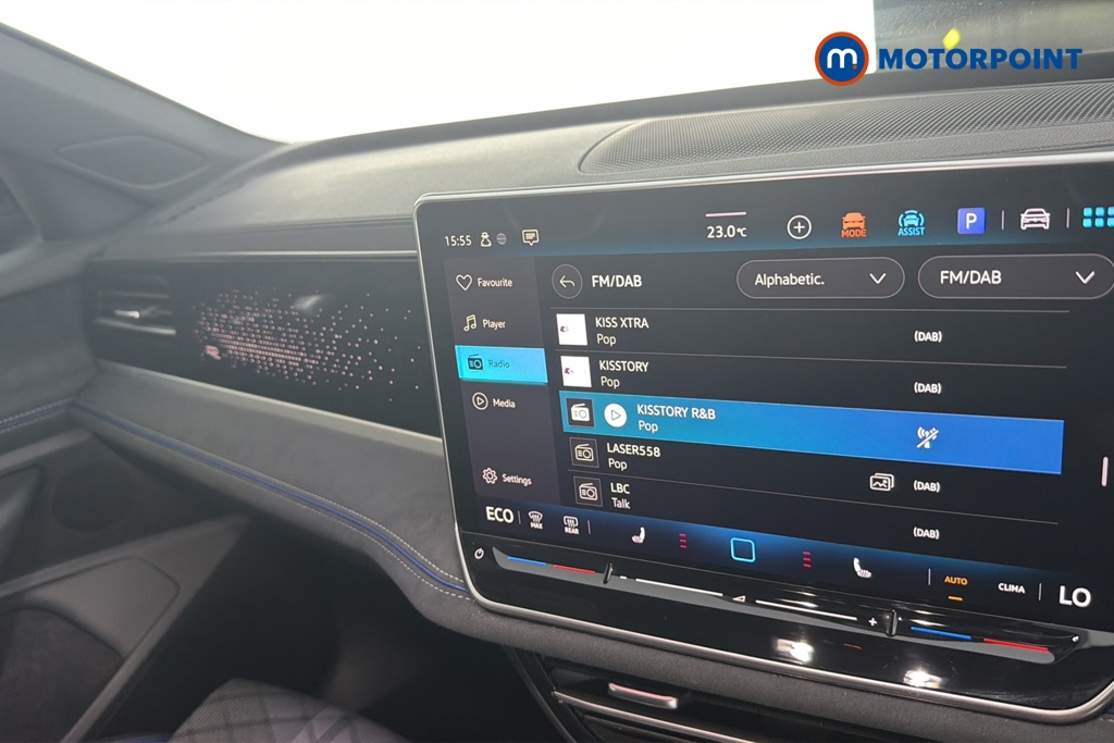 Volkswagen Passat R-Line Automatic Petrol Plug-In Hybrid Estate - Stock Number (1665234) - 8th supplementary image
