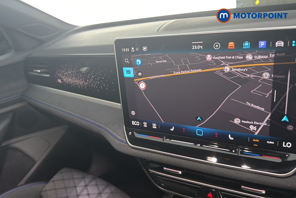 Volkswagen Passat R-Line Automatic Petrol Plug-In Hybrid Estate - Stock Number (1665234) - 9th supplementary image