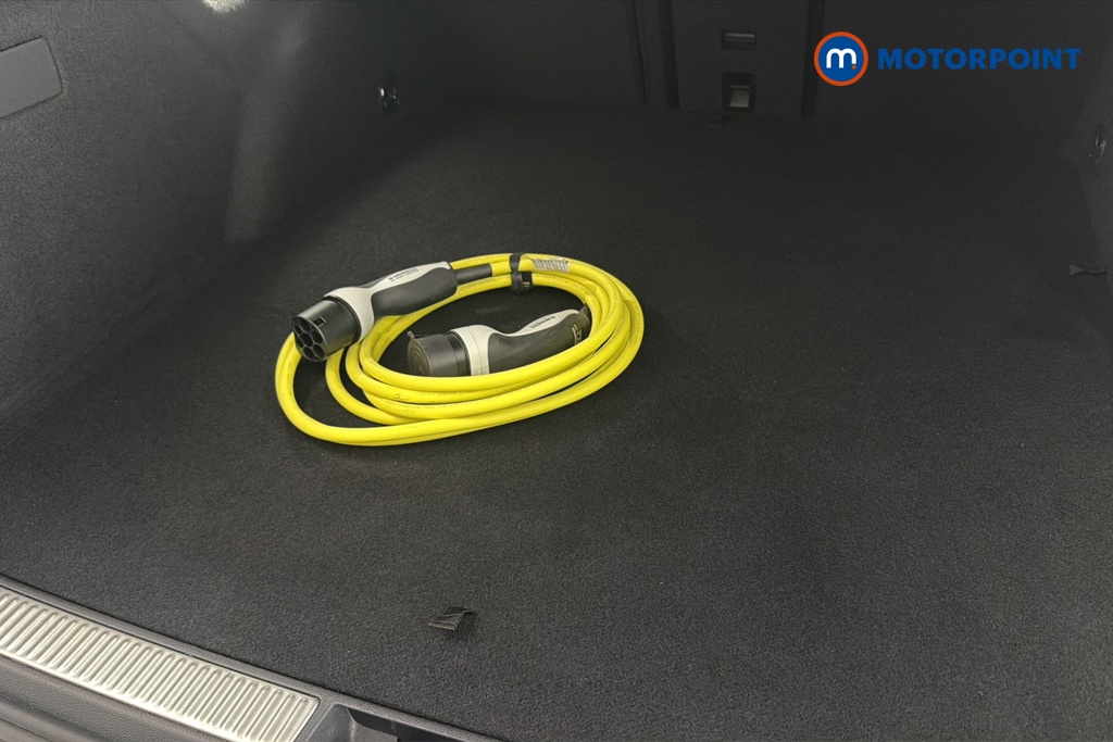 Volkswagen Passat R-Line Automatic Petrol Plug-In Hybrid Estate - Stock Number (1665234) - 34th supplementary image