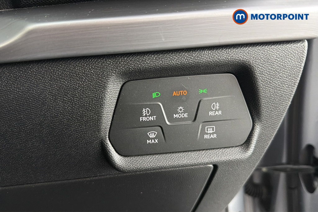 Seat Leon FR Manual Petrol Estate - Stock Number (1665285) - 11th supplementary image