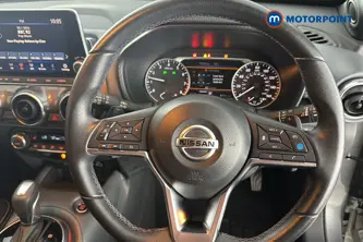 Nissan Juke Tekna Automatic Petrol SUV - Stock Number (1646369) - 2nd supplementary image