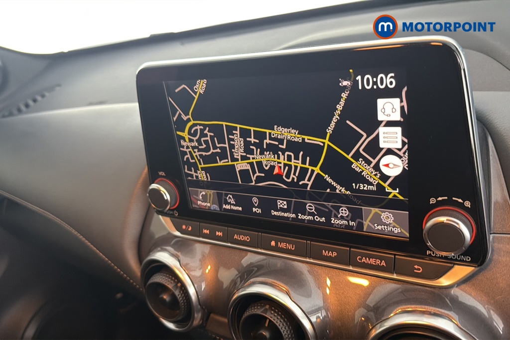 Nissan Juke Tekna Automatic Petrol SUV - Stock Number (1646369) - 9th supplementary image