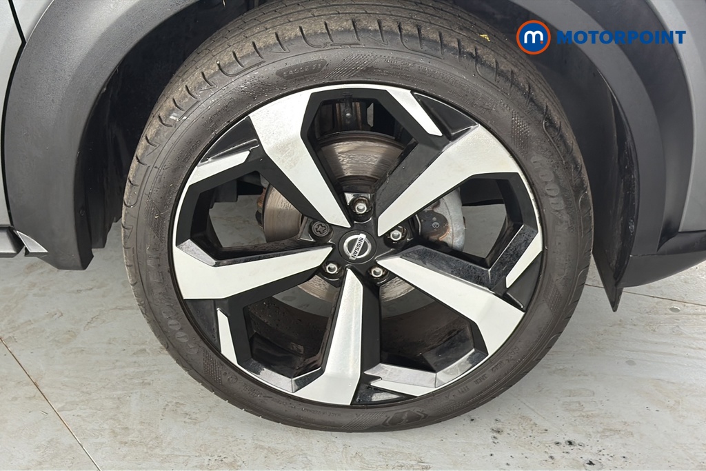 Nissan Juke Tekna Automatic Petrol SUV - Stock Number (1646369) - 47th supplementary image