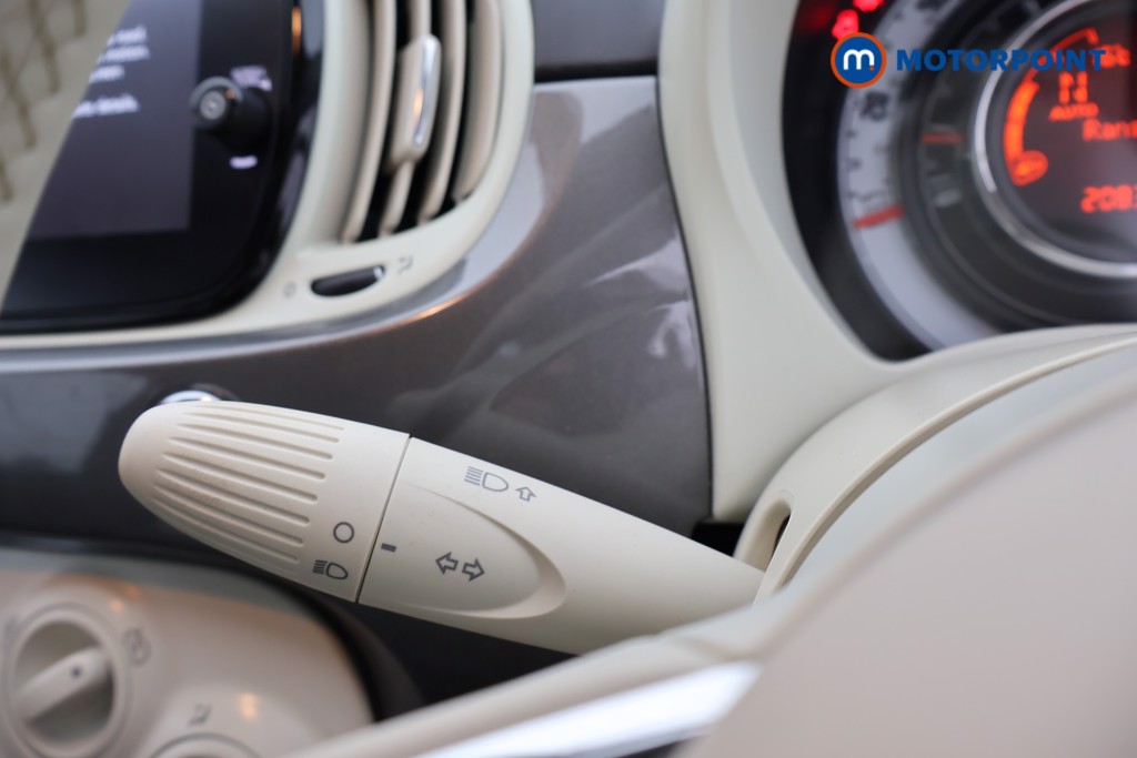 Fiat 500 Lounge Automatic Petrol Hatchback - Stock Number (1648077) - 5th supplementary image