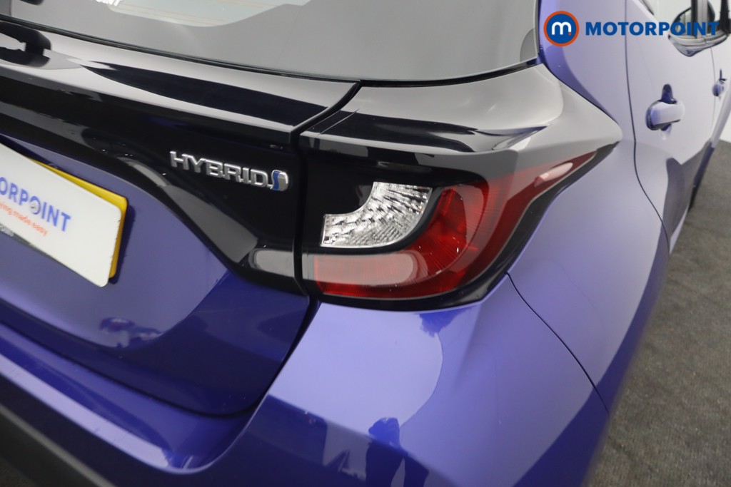 Toyota Yaris Icon Automatic Petrol-Electric Hybrid Hatchback - Stock Number (1649941) - 3rd supplementary image