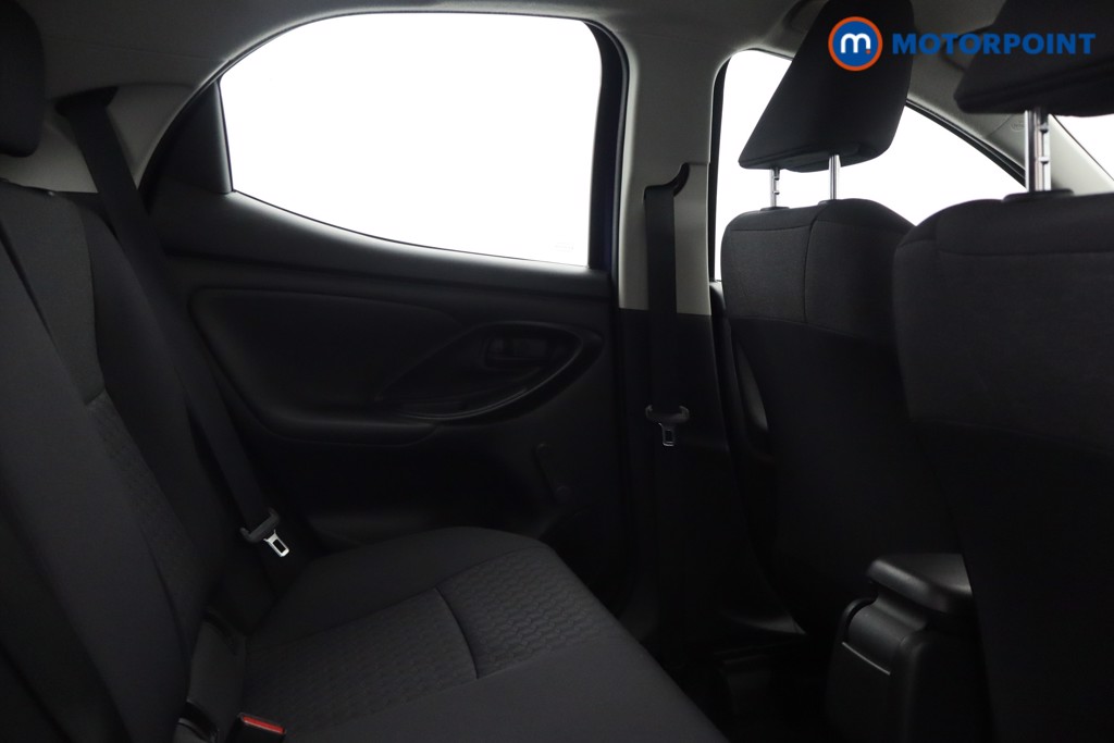 Toyota Yaris Icon Automatic Petrol-Electric Hybrid Hatchback - Stock Number (1649941) - 8th supplementary image
