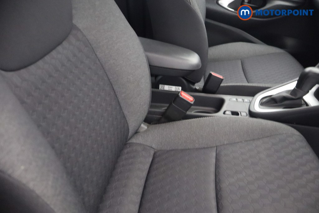 Toyota Yaris Icon Automatic Petrol-Electric Hybrid Hatchback - Stock Number (1649941) - 12th supplementary image