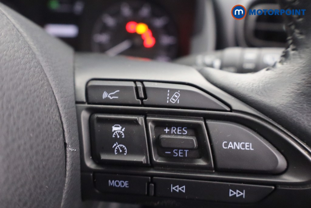 Toyota Yaris Icon Automatic Petrol-Electric Hybrid Hatchback - Stock Number (1649941) - 14th supplementary image