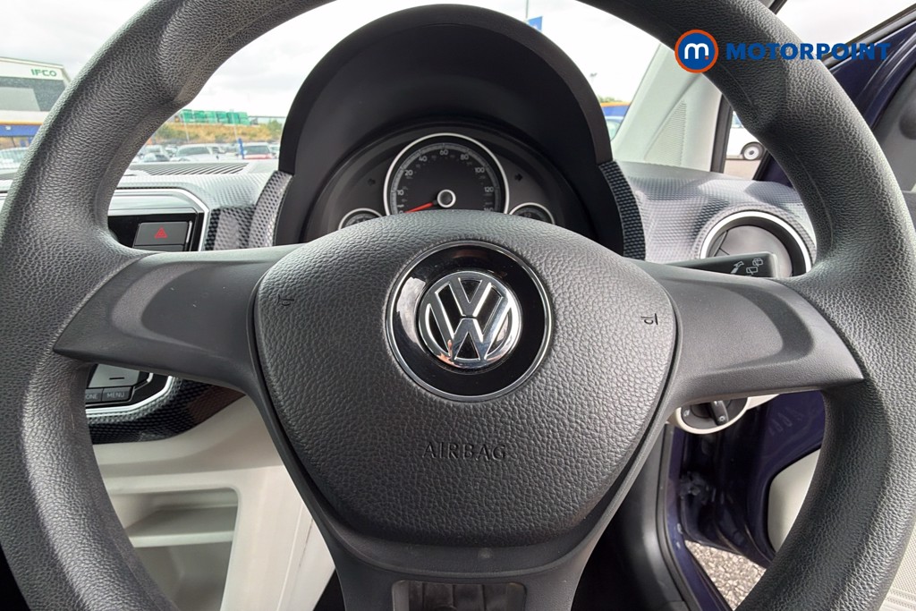 Volkswagen UP Move Up Automatic Petrol Hatchback - Stock Number (1654906) - 5th supplementary image