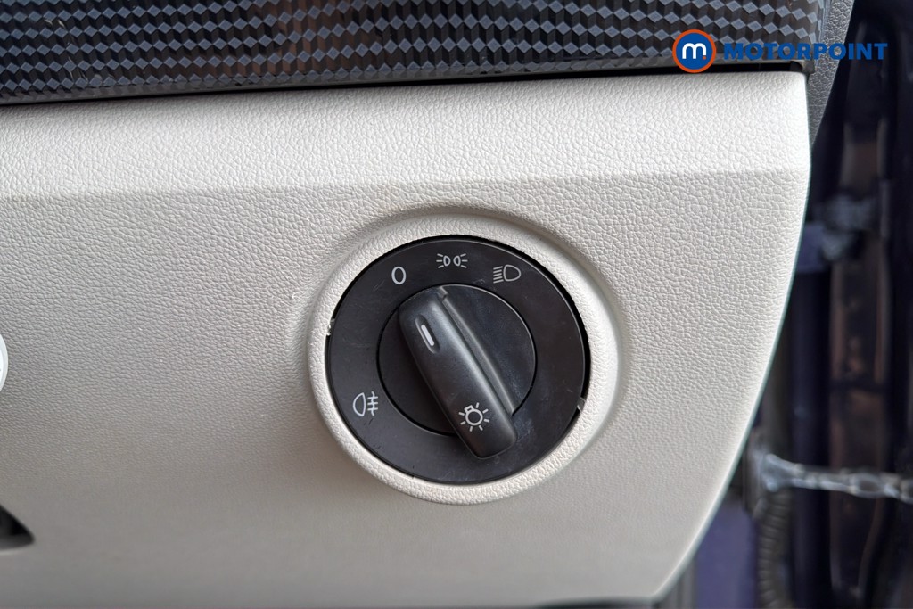 Volkswagen UP Move Up Automatic Petrol Hatchback - Stock Number (1654906) - 18th supplementary image
