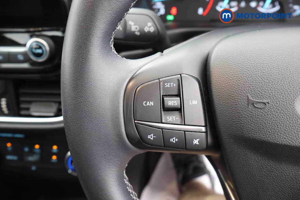 Ford Fiesta Zetec Manual Petrol Hatchback - Stock Number (1656046) - 2nd supplementary image