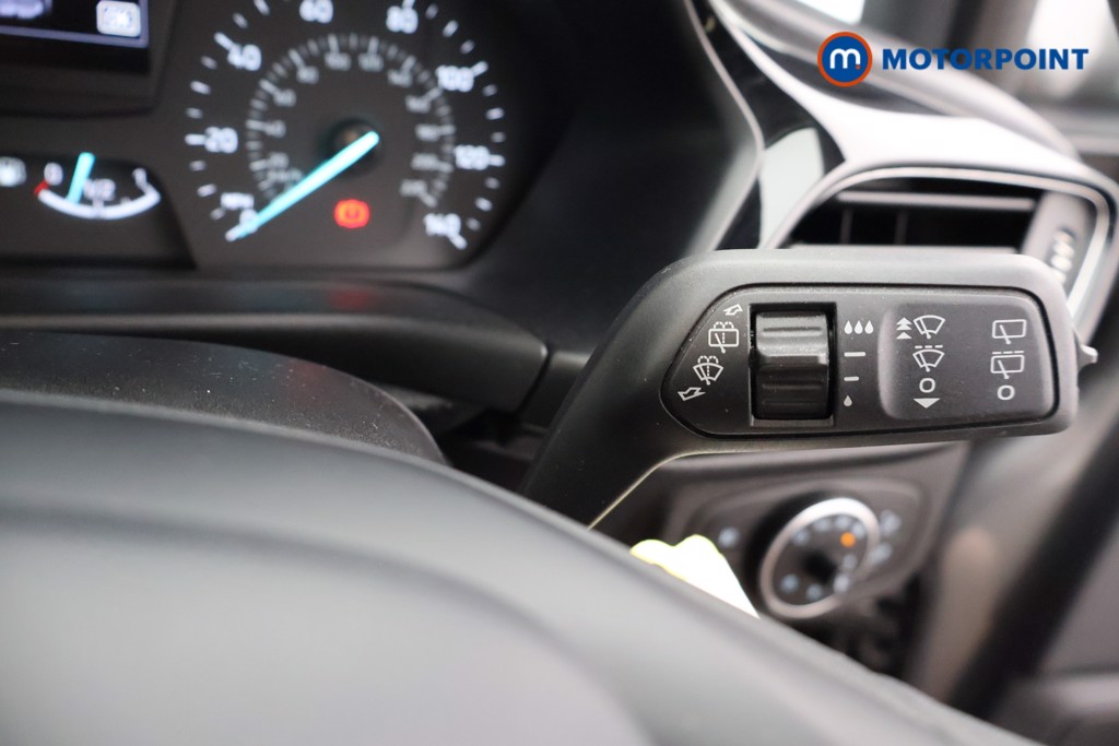 Ford Fiesta Zetec Manual Petrol Hatchback - Stock Number (1656046) - 6th supplementary image