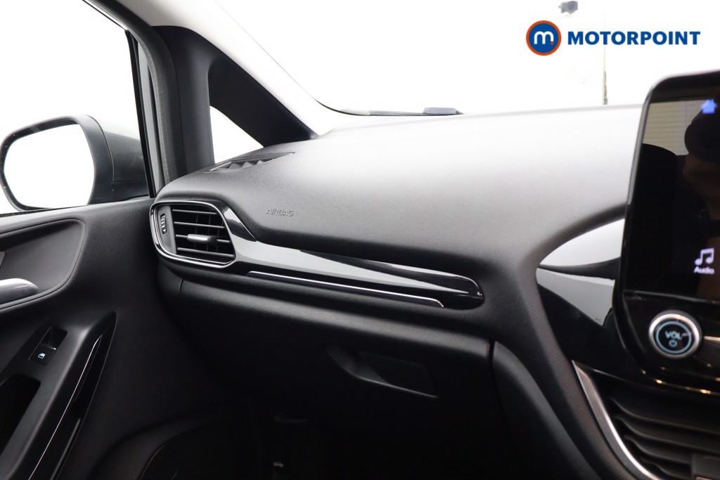 Ford Fiesta Zetec Manual Petrol Hatchback - Stock Number (1656046) - 12th supplementary image