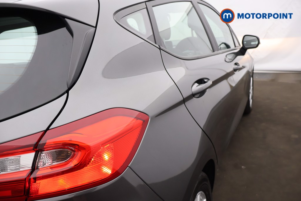 Ford Fiesta Zetec Manual Petrol Hatchback - Stock Number (1656046) - 25th supplementary image