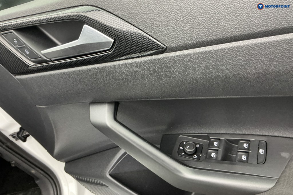 Volkswagen Taigo Life Manual Petrol SUV - Stock Number (1656248) - 24th supplementary image