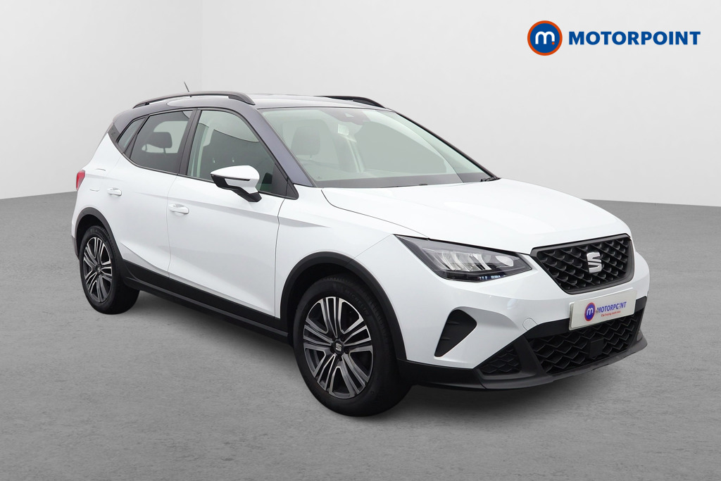 SEAT Arona listing photo