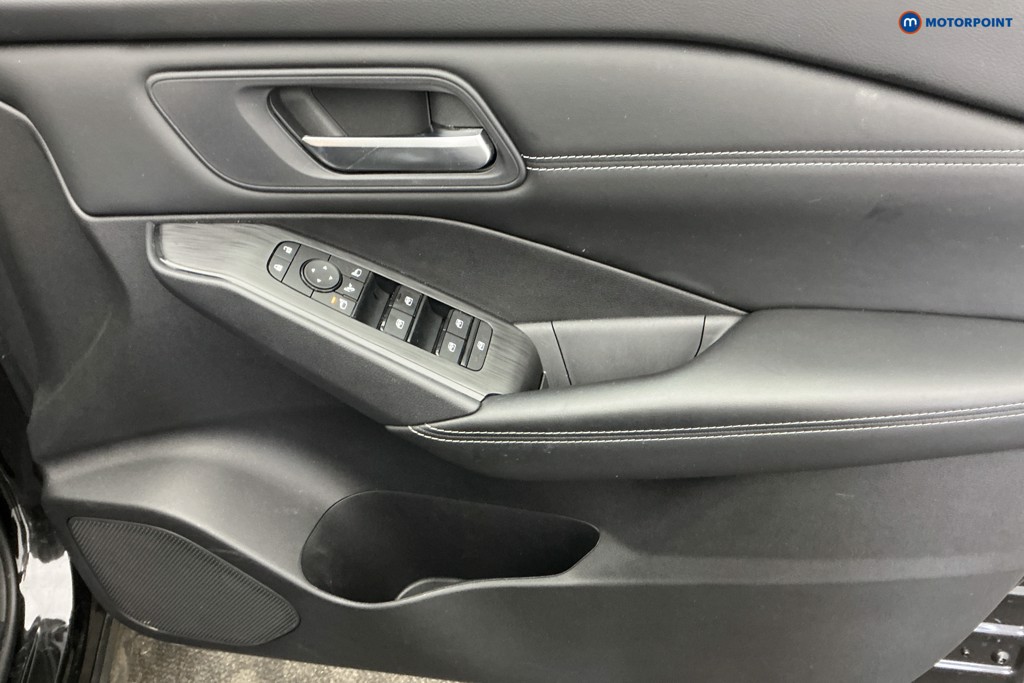 Nissan Qashqai Acenta Premium Manual Petrol SUV - Stock Number (1657545) - 24th supplementary image