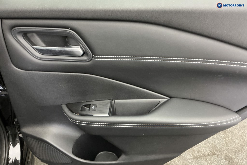 Nissan Qashqai Acenta Premium Manual Petrol SUV - Stock Number (1657545) - 26th supplementary image