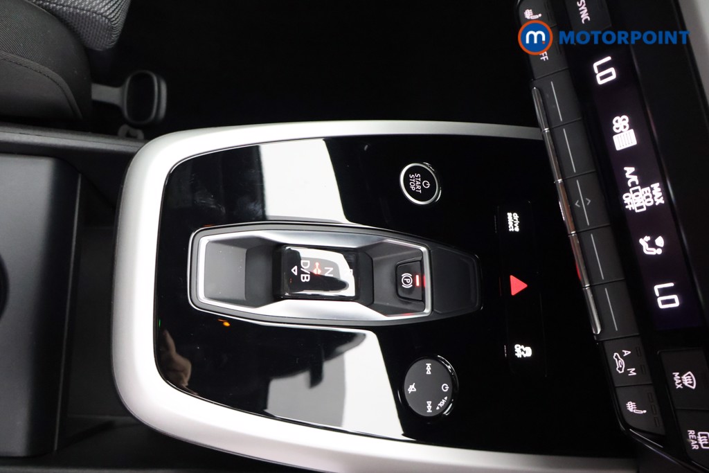 Audi Q4 Sport Automatic Electric SUV - Stock Number (1658011) - 9th supplementary image