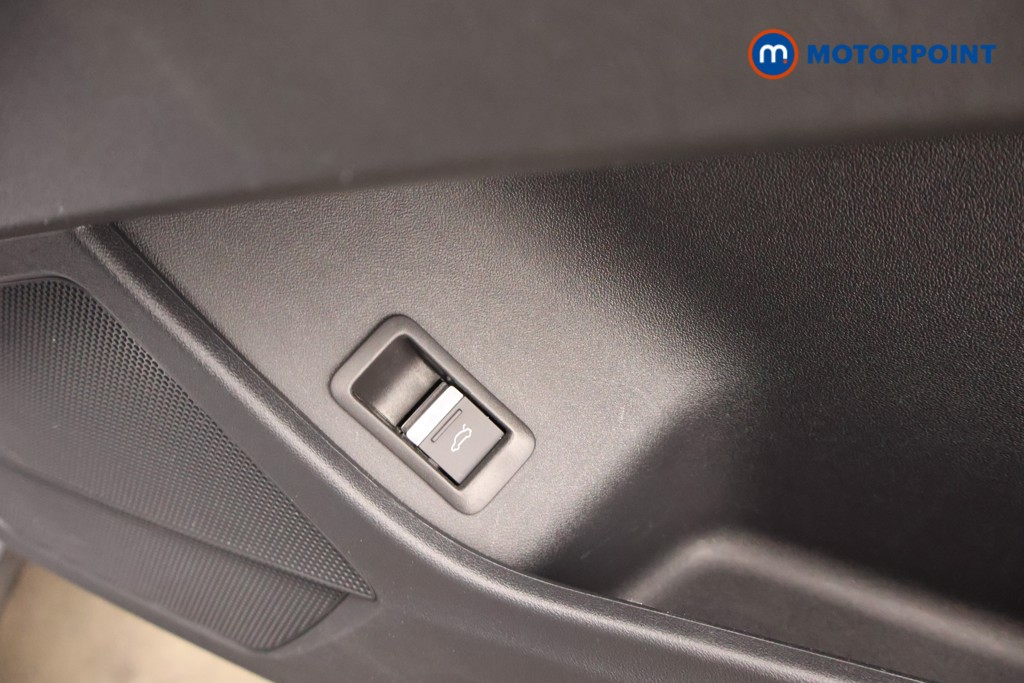 Audi Q4 Sport Automatic Electric SUV - Stock Number (1658011) - 14th supplementary image