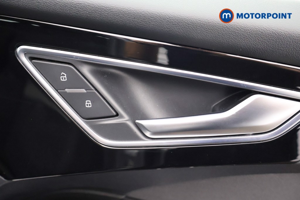 Audi Q4 Sport Automatic Electric SUV - Stock Number (1658011) - 16th supplementary image